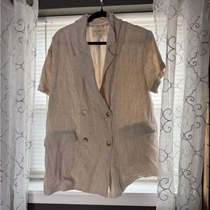 Promesa Short Sleeve Double-Breasted Linen Blazer in Light Taupe